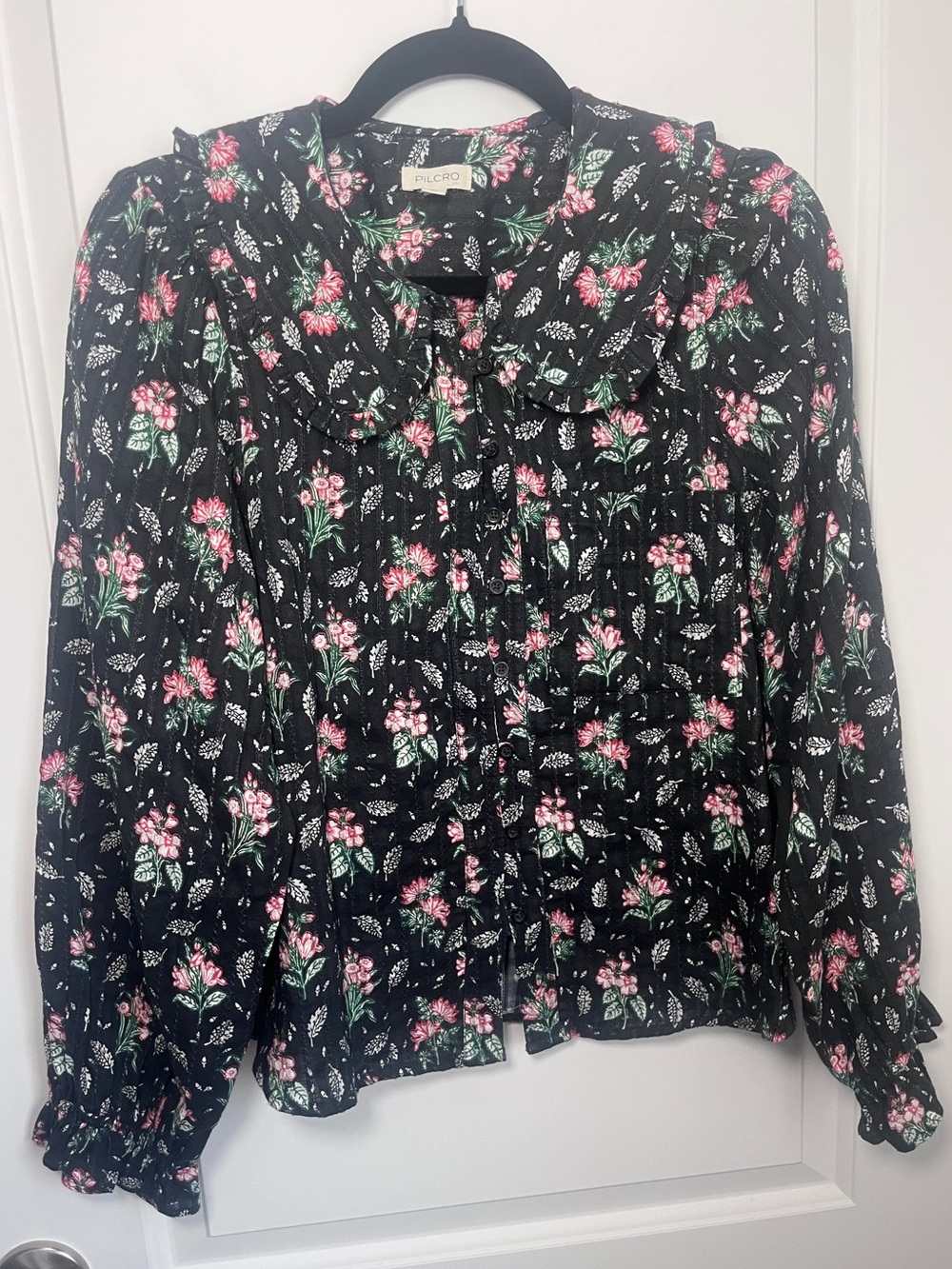Pilcro Gray Floral Print Blouse - Size Medium